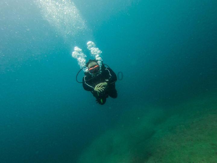 琼州海峡迎来客流高峰,海南海口:增加检票口,新海港18个泊位投入使用